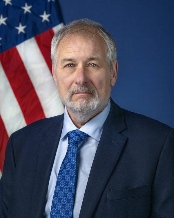Credit: MARAD’s
Featured Image: Stephen Carmel, Maritime Administrator