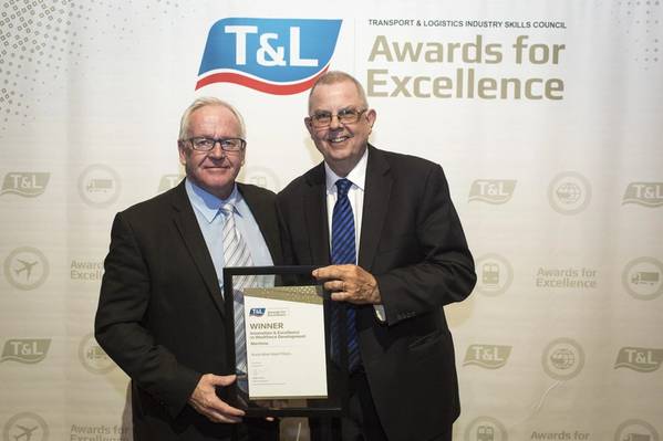 (l to r) Mick Doleman, Deputy National Secretary, Maritime Union of Australia and Alan Maffina, General Manager – Business Development, Australian Reef Pilots. (Photo courtesy of TLISC)