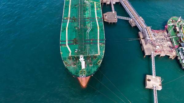 Dutch and German oil refineries have snapped up all four cargoes of Chadian Doba crude in April to profit from soaring demand for cleaner marine fuel in Europe from shipping companies. Credit: Adobe Stock/applezoomzoom