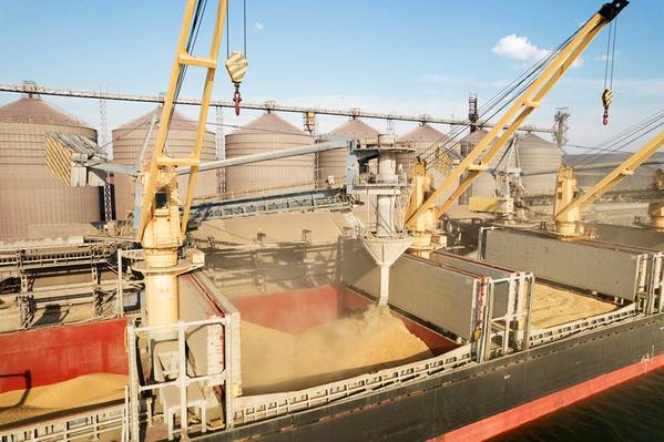 Egypt's Delayed Russian Wheat Shipment Begins Loading