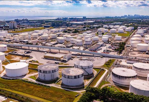 © Port Everglades
