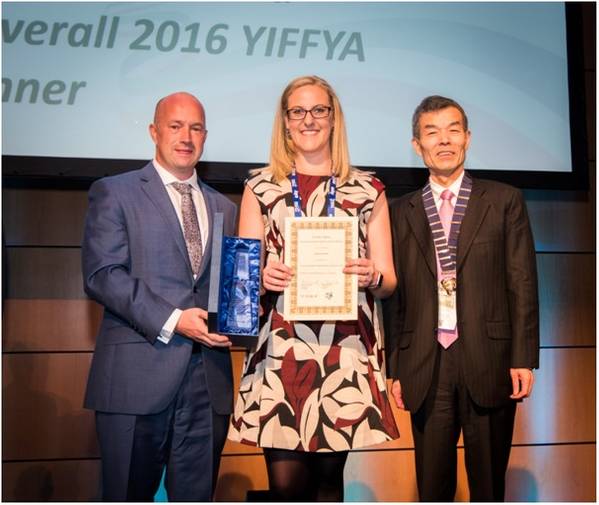 FIATA Young Forwarder of the Year Winner, Shanon Gould receives her award from, on the left TT Club’s Senior Loss Prevention Executive, Mike Yarwood and Huxiang Zhao, President of FIATA (Photo: TT Club)