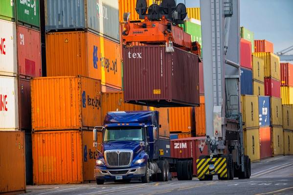 For the first quarter of Fiscal Year 2019, the Port of Savannah has handled 1.1 million TEU. (Photo: Georgia Ports Authority / Stephen B. Morton)