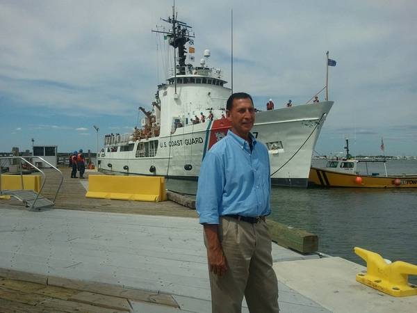Frank LoBiondo visits USCG training center in Cape May, August 2013