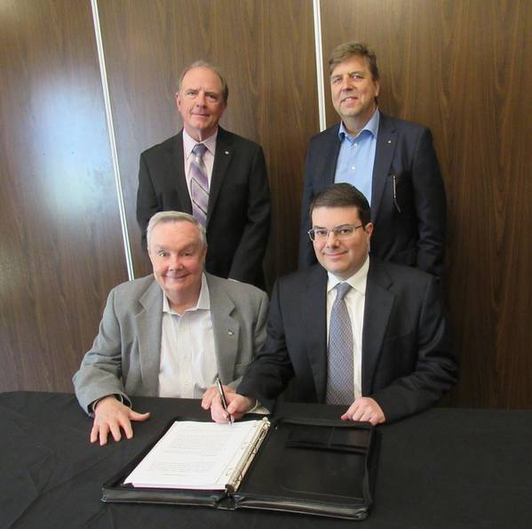 Front row, from left: GAC Group Vice President – Americas Bob Bandos and Managing Director of LNG for Translux Marcellus Catalano. Second row, from left: GAC LNG Services Business Manager Tim Karl and GAC Group President Bengt Ekstrand. (Photo: GAC)
