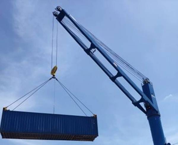 Next generation electric crane - installed at Nghe Tinh Port, Vietnam. Image courtesy MacGregor
