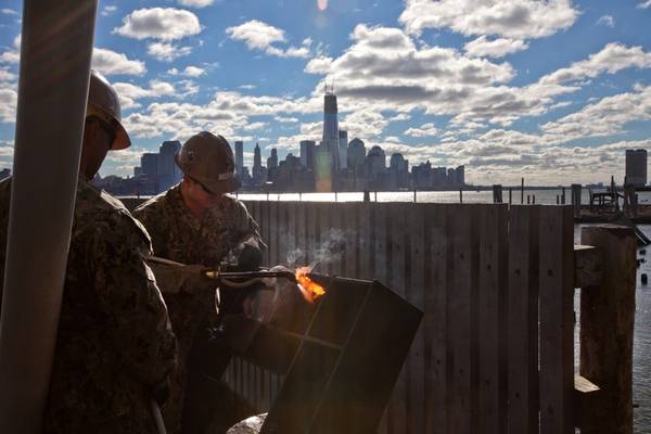 Navy Gives Helping Hand: Photo credit USN