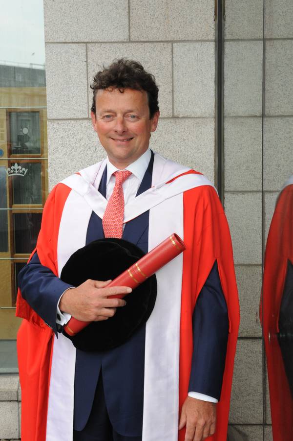 Dr Tony Hayward