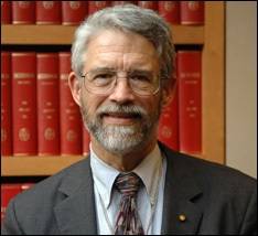 Dr. John P. Holdren is Assistant to the President for Science and Technology, Director of the White House Office of Science and Technology Policy and Co-Chair of the President's Council of Advisors on Science and Technology (PCAST). Photo: White House