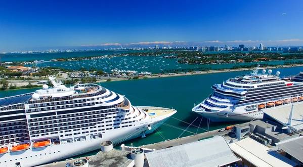 Illustration - Cruise ships in Miami - Credit: jovannig/AdobeStock