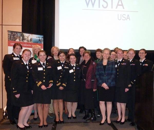 Kataraina Stanzel, WISTA leadership team and Academy Cadets (photo credit: Gail Karlshoej)