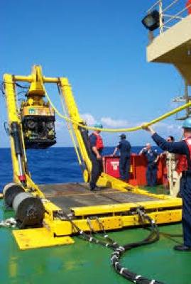 Kellie Chouest at Work: Photo credit Navy Mil.