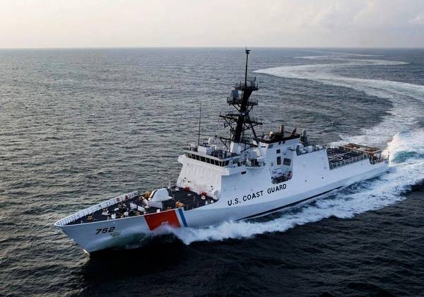 Legend-class cutter: Photo courtesy HII