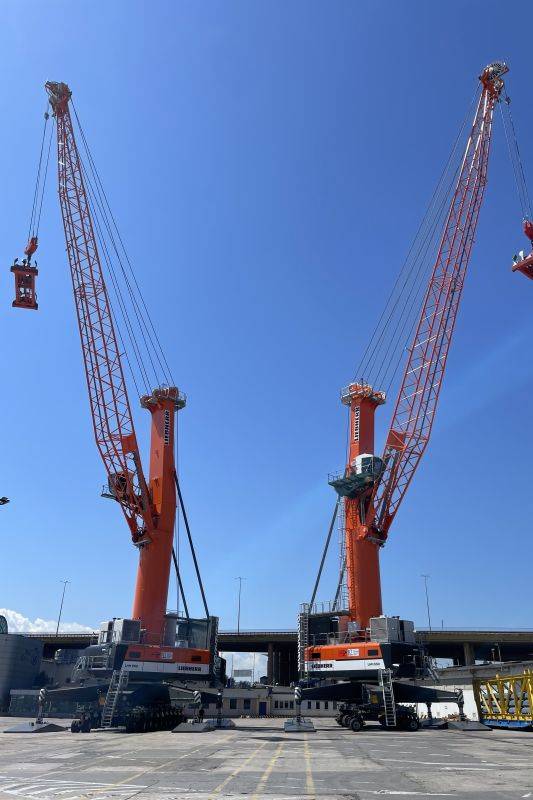 © Liebherr