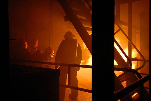 Maritme Fire-fighting Scene: Photo credit USN