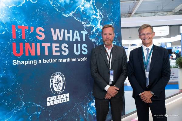 L to R: Tore Morten Olsen, President, Maritime, Marlink and Matthieu de Tugny, President, Bureau Veritas Marine & Offshore.  Image credit: Katerina Maritime | Nomikou Photography