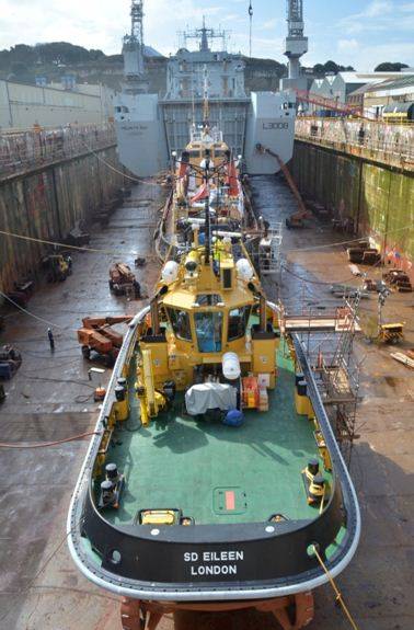 RFA Mounts Bay & HMS Severn in Drydock: Photo credit A&P Shipyards