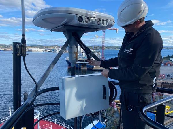 NexusWave achieves maximum download speeds of 330–340 megabits per second, with maximum upload speeds of 70–80 Mbps, in real world tests. Credit: Inmarsat Maritime