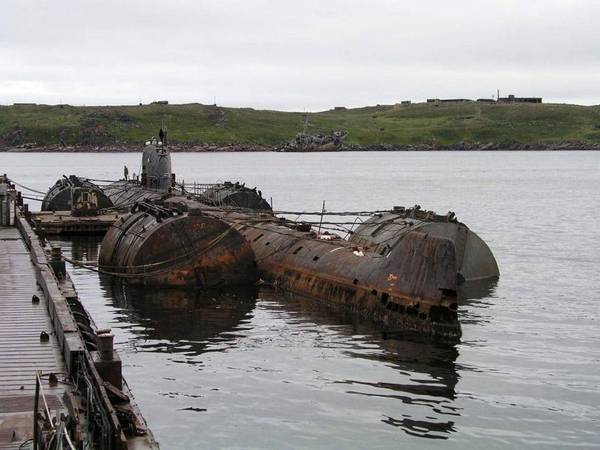 November-class Russian Submarine: Photo credit The Bellona Foundation CCL 