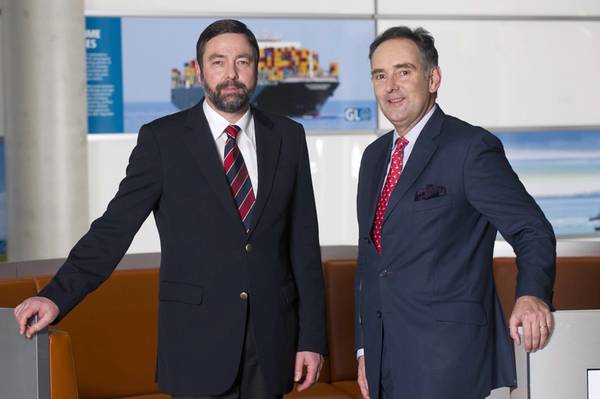 Mr von Oldershausen (right) with GL COO Torsten Schramm