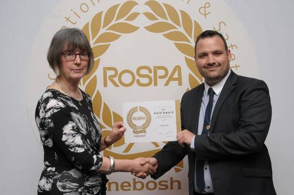 Dr. Mary O’Mahony, RoSPA Trustee and Gary Holland, CWind SHEQ Manager (Photo courtesy of CWind)