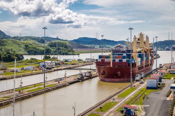 The Panama Canal (c) diegograndi Adobestock