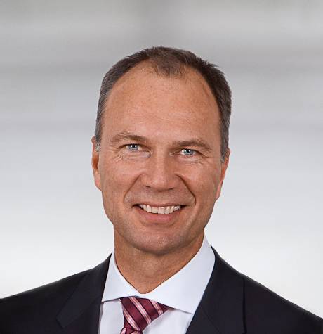 Pekka Paasivaara, Member of the GL Group Executive Board