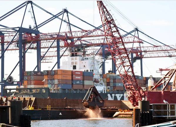 (File photo: U.S. Army Corps of Engineers)