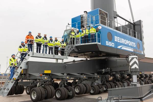 Photo: Liebherr Maritime Cranes