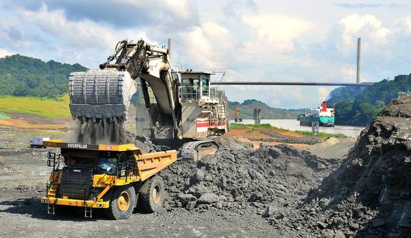 (ACP file photo showing construction underway at the Panama Canal)