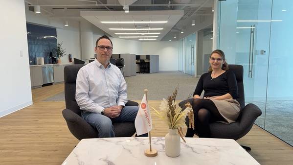 Pictured are the Managing Directors of Anschuetz USA, Matthias Büscher and Johanna Büscher in the new office.
