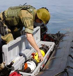 REMUS 100 AUV: Photo credit Hydroid