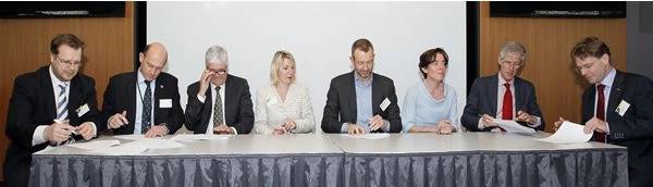 Rotterdam Bunker Suppliers Sign Up: Photo credit Port of Rotterdam