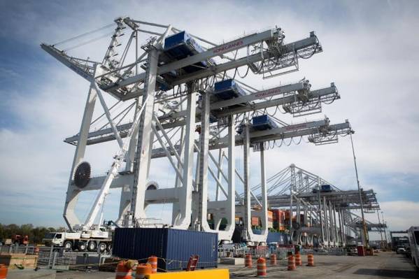 The Port of Savannah has commissioned the first of four new ship-to-shore cranes at Garden City Terminal. Each new crane can lift 65 long tons to a height 152 feet above the dock.(Georgia Ports Authority)