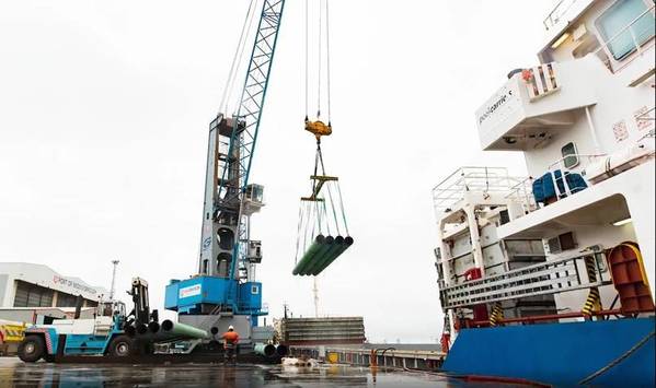 Steel imports at Port of Middlesbrough - the vessel MV Blue Tune. (Photo: Port of Middlesbrough)