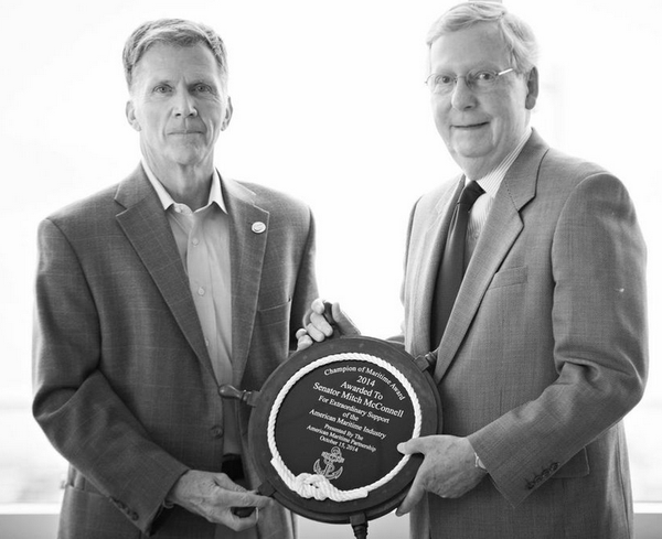 Stephen Little, President and CEO of Paducah, KY based Crounse Corporation presents the Champion of Maritime award to Senator Mitch McConnell, who noted the huge impact America’s domestic maritime industry has in his home state of Kentucky.