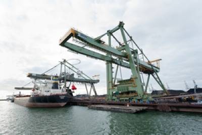 Grab Unloader: Photo credit EMO/Ron Jenner