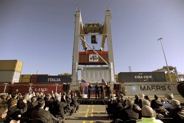 GPA Unveils ERTG crane: Photo credit Georgia Port Authority