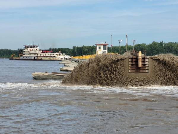 The USACE Memphis District’s Hurley dredged a record 14.5 million cubic yards of material for the 2022 season as the Corps battles historic water levels. (Photo: USACE Memphis District)
