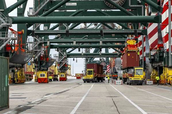 © Valenciaport
