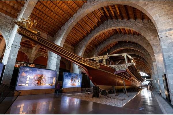 Barcelona, Spain - 12.04.2022: Royal Galley ship in the Maritime Museum, built in the Drassanes Reials in 1568. Copyright mitzo_bs/AdobeStock
