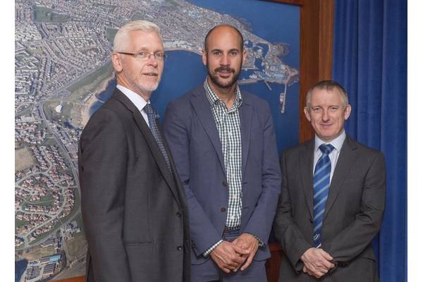 Adam Ezzamel, Vattenfall’s project director for the EOWDC (center); with Peterhead Port Authority’s chief executive, Ian Laidlaw (left); and deputy chief executive Stephen Paterson (right). (Photo: Peterhead Port Authority)