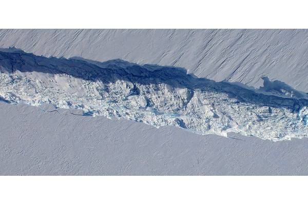 Pine Island Glacier rift seen from the Digital Mapping System camera aboard NASA's DC-8 on Oct. 26, 2011 (Image Credit: NASA / DMS)