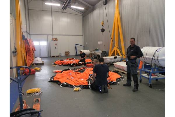 Liferaft Training in Antwerp