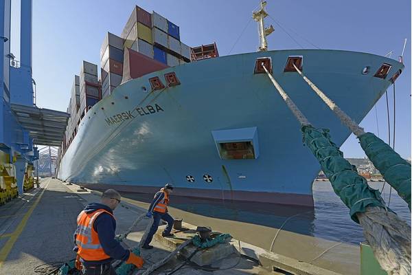 Maersk Elba was serviced by four STS cranes with an average productivity of 136 containers per ship hour (Photo: Haifa Port Company)