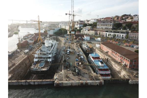 The Navalrocha shipyard. Photo courtesy of Navalrocha shipyard)