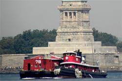Tug Pegasus & Waterfront Museum Barge in Brooklyn