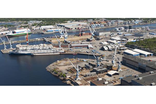 The Rauma yard with a building dock measuring 260 x 85 meters is a leading ferry builder, which also specializes in small cruise ships, multipurpose icebreakers and naval craft. (Photo: STX Finland)