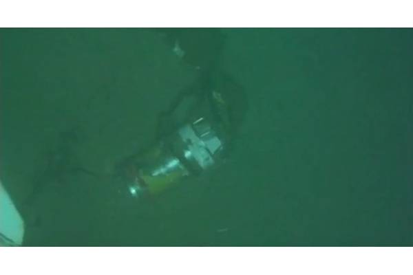 Screenshot from an NTSB video showing El Faro's VDR in 15,000 feet of water