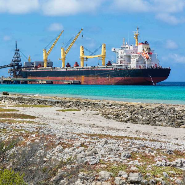 Spanish Police Seize 10 Tons of Cocaine in Salt Cargo